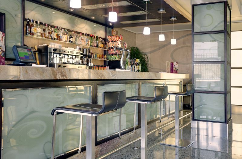 Crowne Plaza Madrid Airport by IHG photo 2