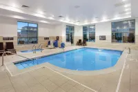 Hilton Garden Inn Chicago North Shore/Evanston - Pools