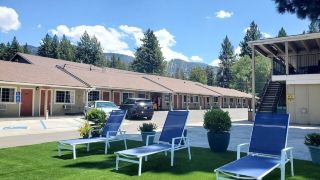 bluebird-day-inn-and-suites