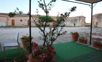 Baglio Maragani Az Agric B&B