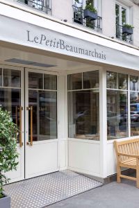 2023 Popular Hotels near Mademoiselle Chapeaux in Paris | Trip.com  Recommends