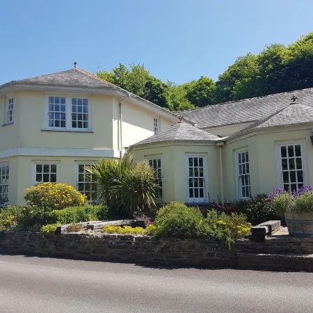 Rose in Vale Country House Hotel