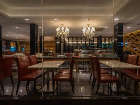 Wiwo Hotel Отели рядом с достопримечательностью «Tanjung Batu Vista Point 1»