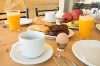 Pegasus Rooms - breakfast
