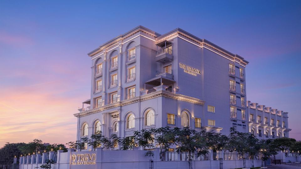 Hotel Hillock Ahmedabad