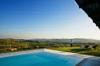 Wine Resort Conti di San Bonifacio - Pools