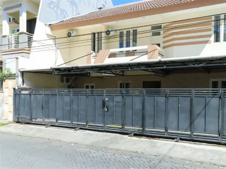 House of Dharmawan Отели в г. Mulyorejo