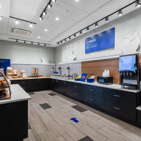 Holiday Inn Express & Suites COLUMBIA DOWNTOWN – THE VISTA by IHG