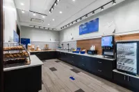 Holiday Inn Express & Suites COLUMBIA DOWNTOWN – THE VISTA by IHG - breakfast