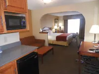 Holiday Inn Express & Suites Forest Hotels in Forest