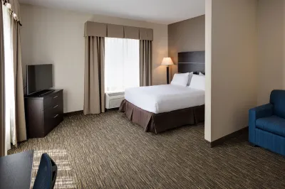 Holiday Inn Express & Suites East Wichita I-35 Andover Hotels near Prairie Rose Chuckwagon Supper