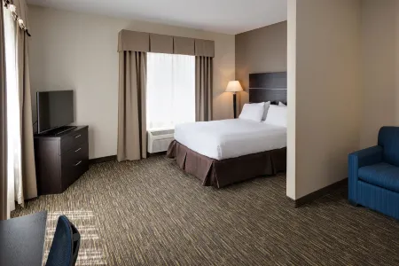 Holiday Inn Express & Suites East Wichita I-35 Andover