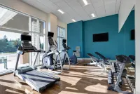 Holiday Inn Express KINGSTON WEST by IHG - Gym