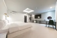 Donghae Hotel East Hotels in Donghae-si