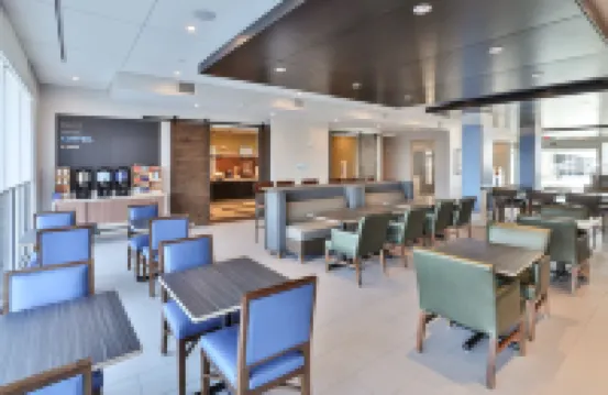 Holiday Inn Express & Suites NASHVILLE METROCENTER DOWNTOWN by IHG
