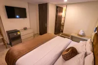 Trugo Luxury Rooms Hotels near Mocawa Plaza Shopping Mall