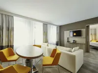 Novotel Krasnoyarsk Center (Новотель Красноярск Центр) - С парковкой