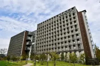 Hostel Hana An Hotel dekat Seitoku University