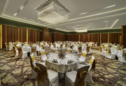 하얏트 리젠시 야외 수영장