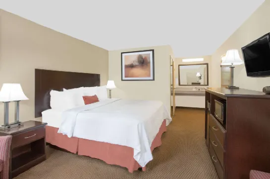 Baymont by Wyndham Greenville