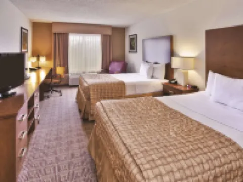 La Quinta Inn & Suites by Wyndham Danbury Hotels in Danbury