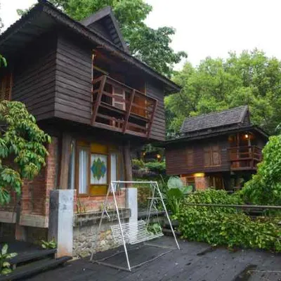 MaliHom Private Estate バリク・プラウ・ドリアン周辺のホテル