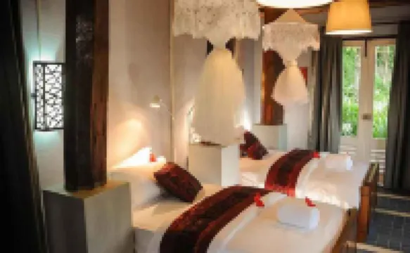 MaliHom Private Estate Hotel berhampiran Bunface Potato Carnivorous Plants