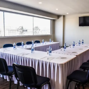 Crown Victoria Hotel