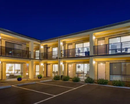 Bay Motel Safety Beach Hotels in Dromana