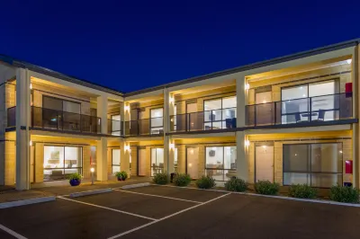 Bay Motel Safety Beach Các khách sạn gần Eldridge Estate of Red Hill