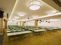 Park Inn by Radisson Ankara Cankaya Hotels near Oran