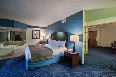 AmericInn by Wyndham Fort Dodge Hotels near Loomis Park
