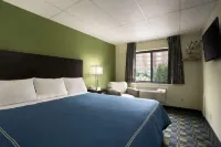 Travelodge by Wyndham Cleveland Lakewood - Wifi
