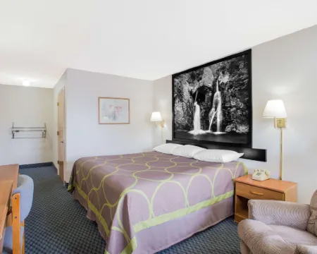 Super 8 by Wyndham Christiansburg Hotels in Christiansburg