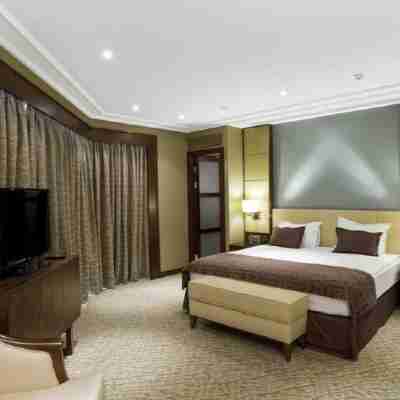 Aurora Premier Hotel Rooms