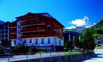 Alpine Hotel Perren