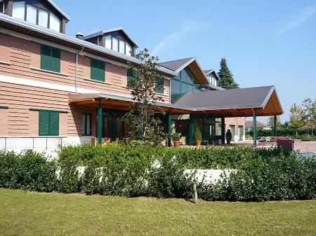 Monica Hotel Fiera Отели в г. Cornaredo