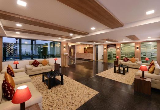 클라크 인 함피