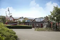 Legoland Wilderness Barrels & Cabins