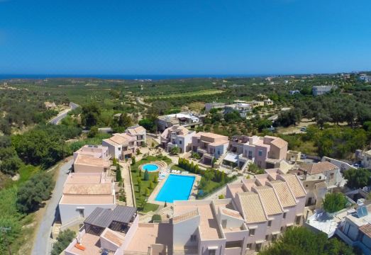 Loutra Resort - Housity