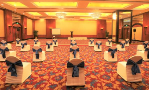 6. 에로스 호텔 뉴..