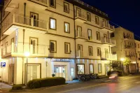 Card International Hotel - Frühstück