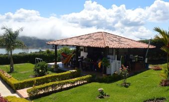 Finca Lago Calima with Excellent View