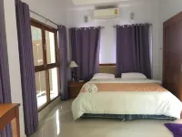 Damnoen Care Resort Hotels in Damnoen Saduak