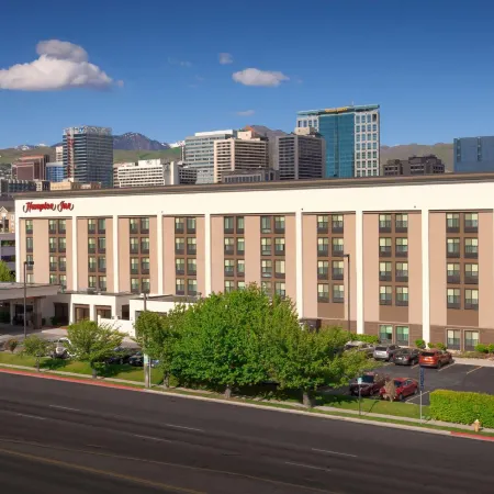Hampton Inn Salt Lake City-Downtown Отели рядом со станцией Salt Lake City Amtrak Station