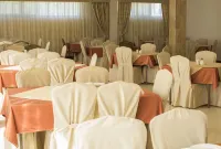 Tsaghkahovit Hotel Hotels in Арзакан