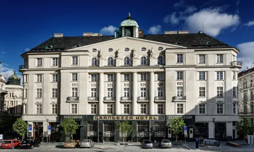 Grandezza Hotel Luxury Palace