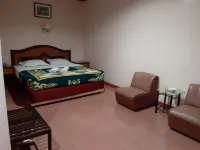 Hotel Parewisata Отели в г. Bacukiki