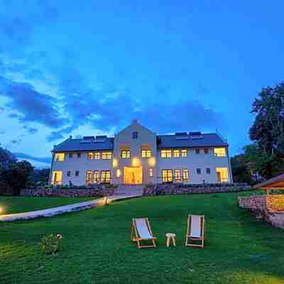 Arusha Villa Karamu Coffee Estate Hotel Exterior