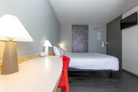 ibis Rochefort Hotels in Pont-l'Abbe-d'Arnoult